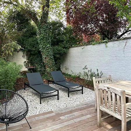 Apartment Historic 3 Bedroom Art-nouveau With Airconditioning - Walk To Station Sint-pieters & Close To Centre Gent