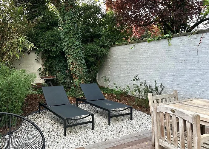 Apartment Historic 3 Bedroom Art-nouveau With Airconditioning - Walk To Station Sint-pieters & Close To Centre Ghent