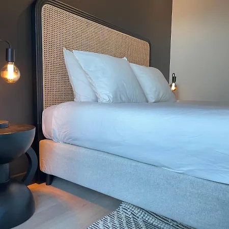 3 Bedroom Art-nouveau With Free Parking Ghent